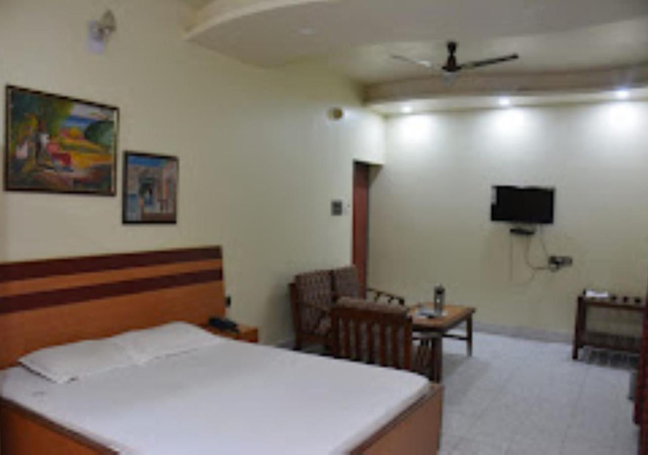 Vijieya Hotel Bihar Saharsa Экстерьер фото