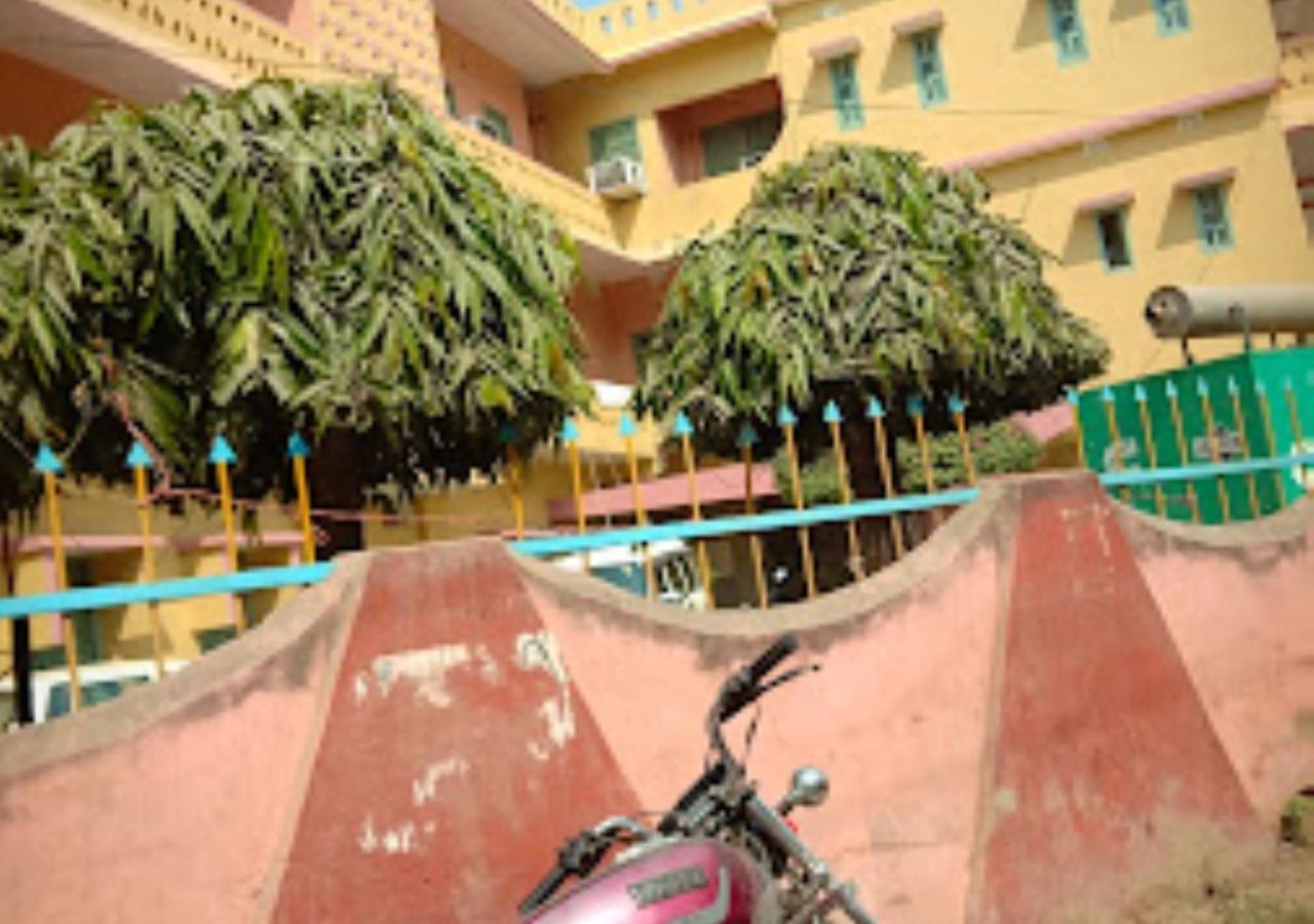 Vijieya Hotel Bihar Saharsa Экстерьер фото